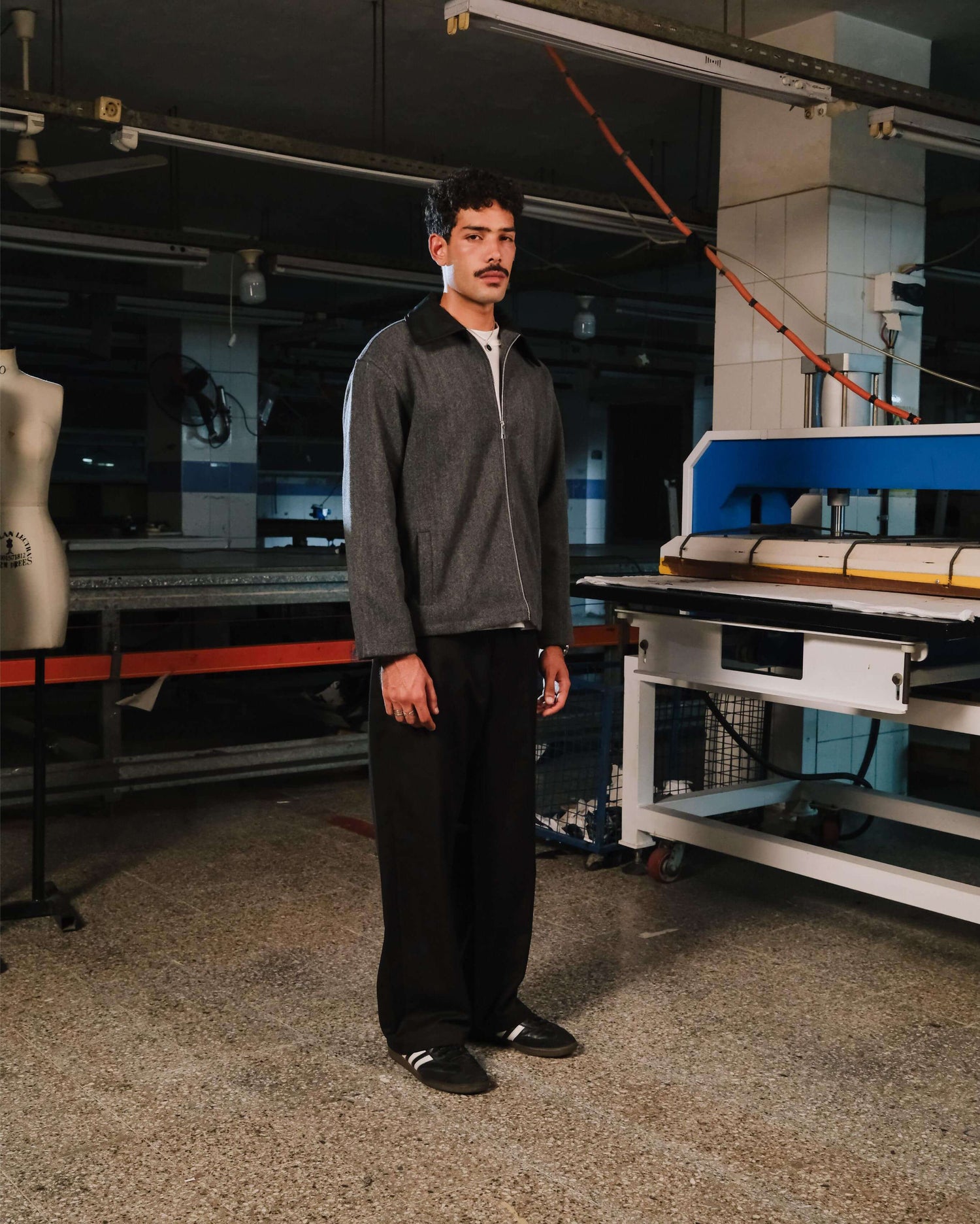 lookbook image shop_this_look_TThFR4