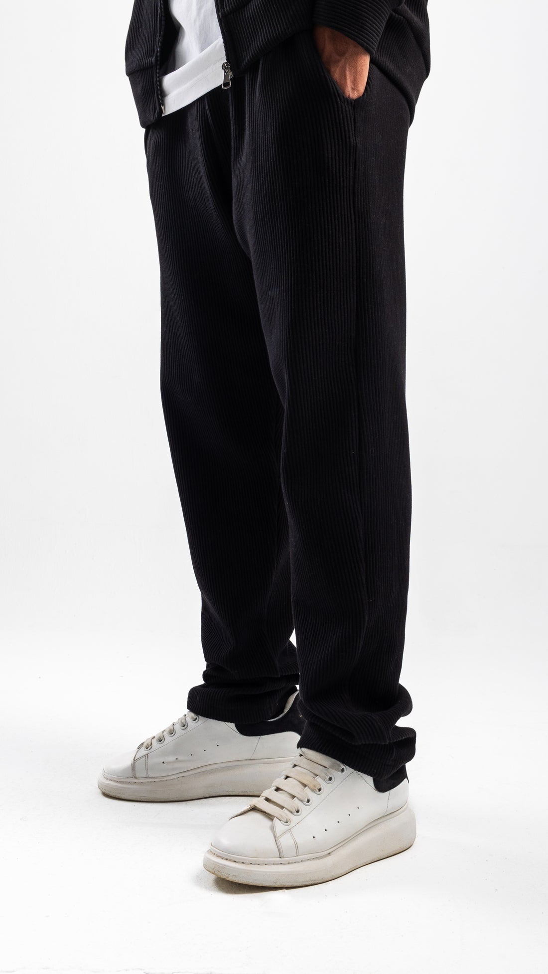 BLACK RIBBED STRAIGHT LEG PANTS