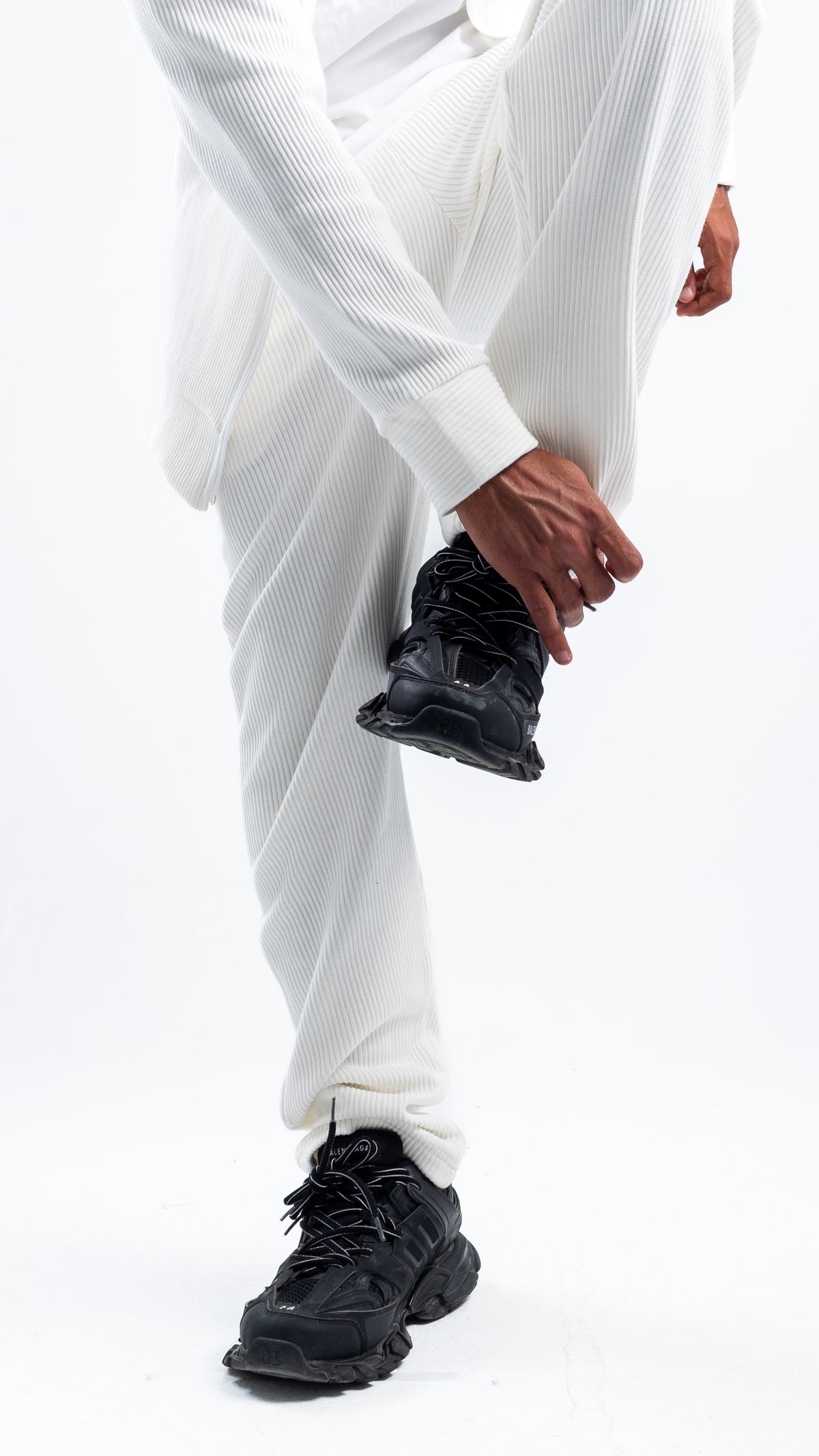 OFF-WHITE RIBBED STRAIGHT LEG PANTS