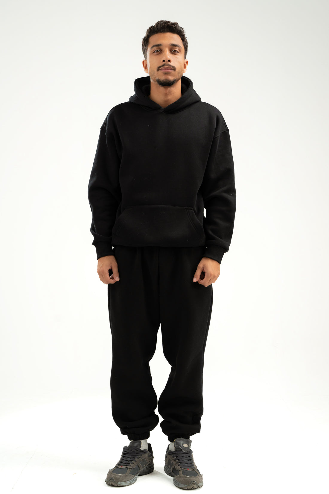 BLACK OVER-SIZED HOODIE