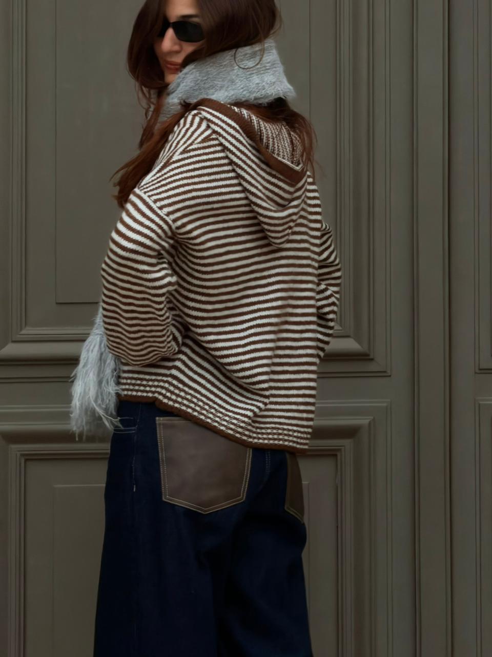 BROWN STRIPE ZIP EDIT