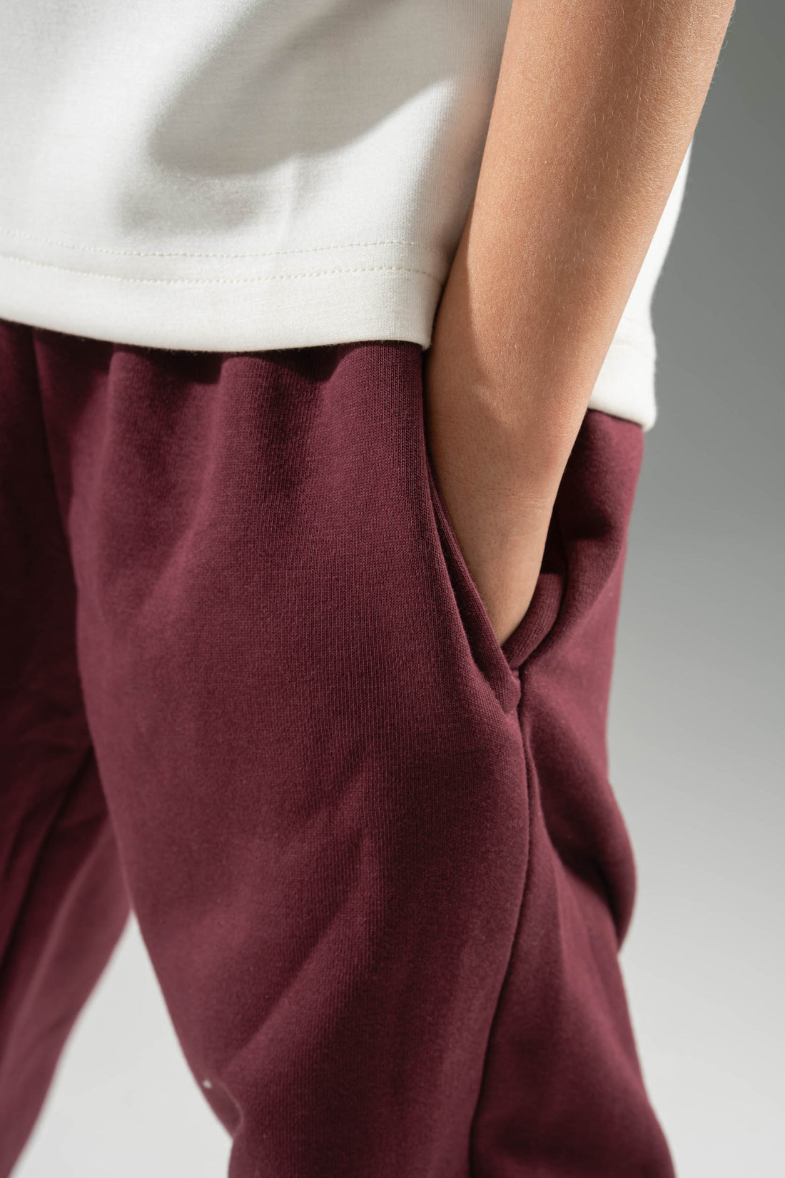BURGUNDY LITTLE ONES RELAXED LIGHTWEIGHT SWEATPANTS