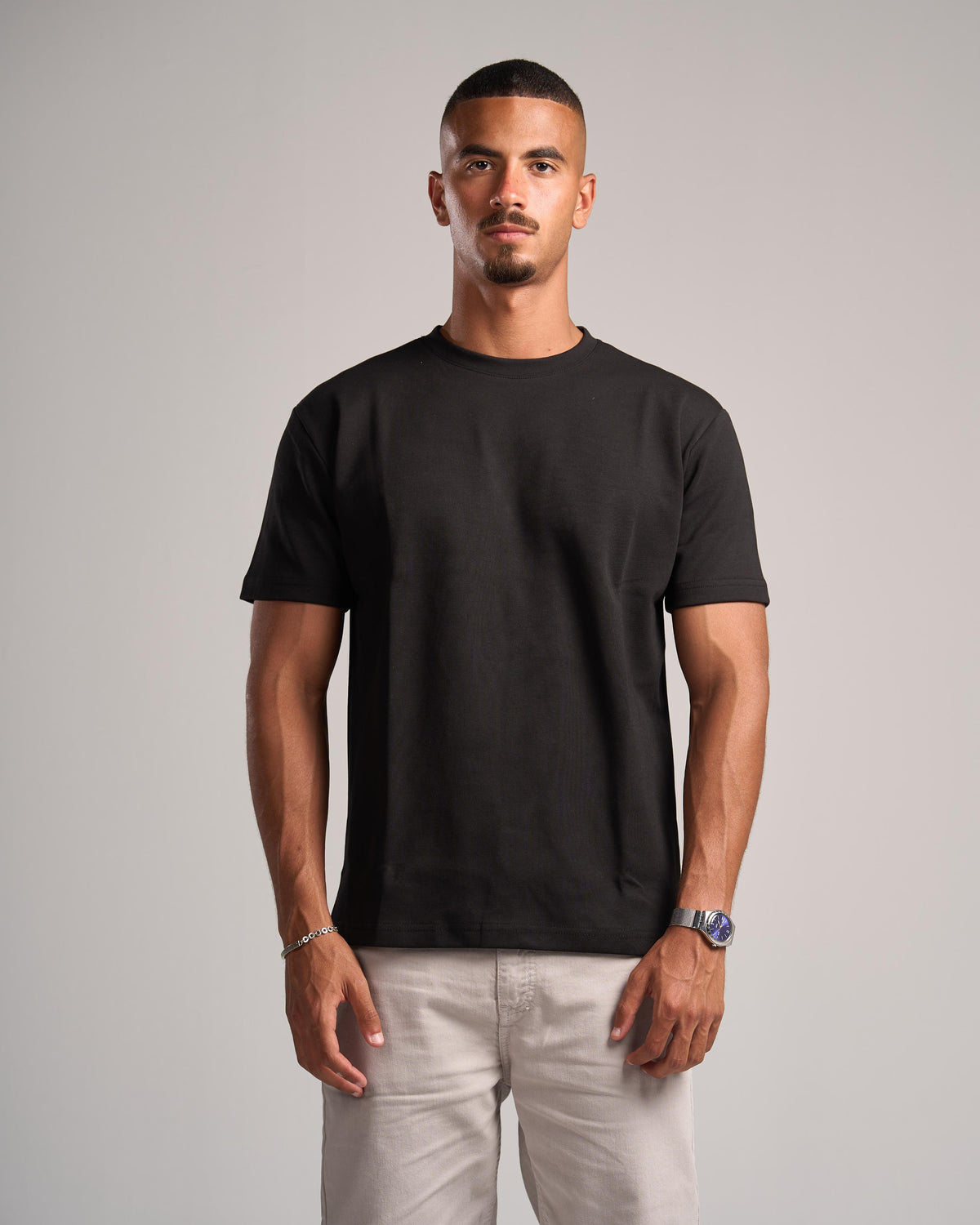 ESSENTIAL T-SHIRT