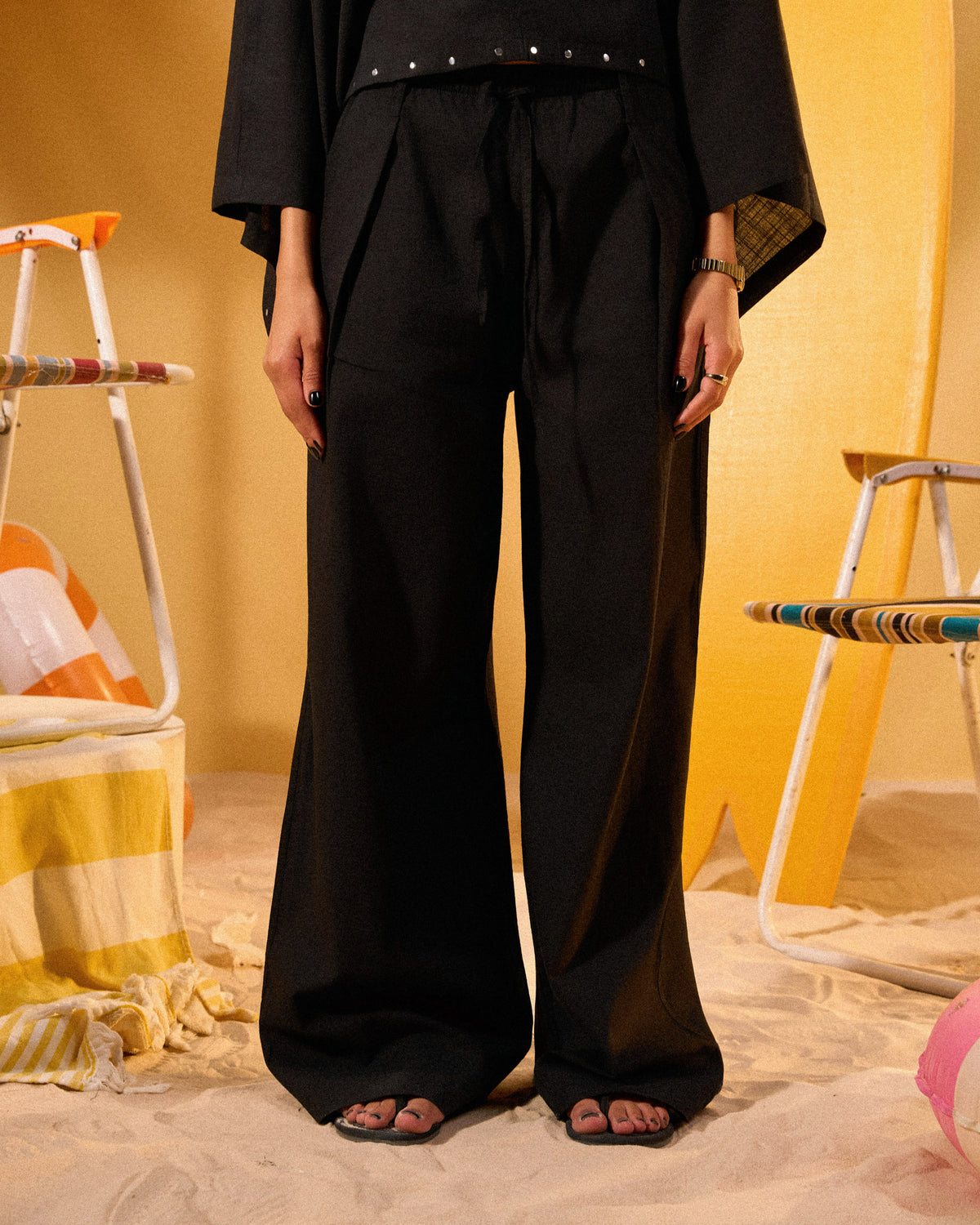 BLACK WOMEN'S CLASSIC LINEN PANTS
