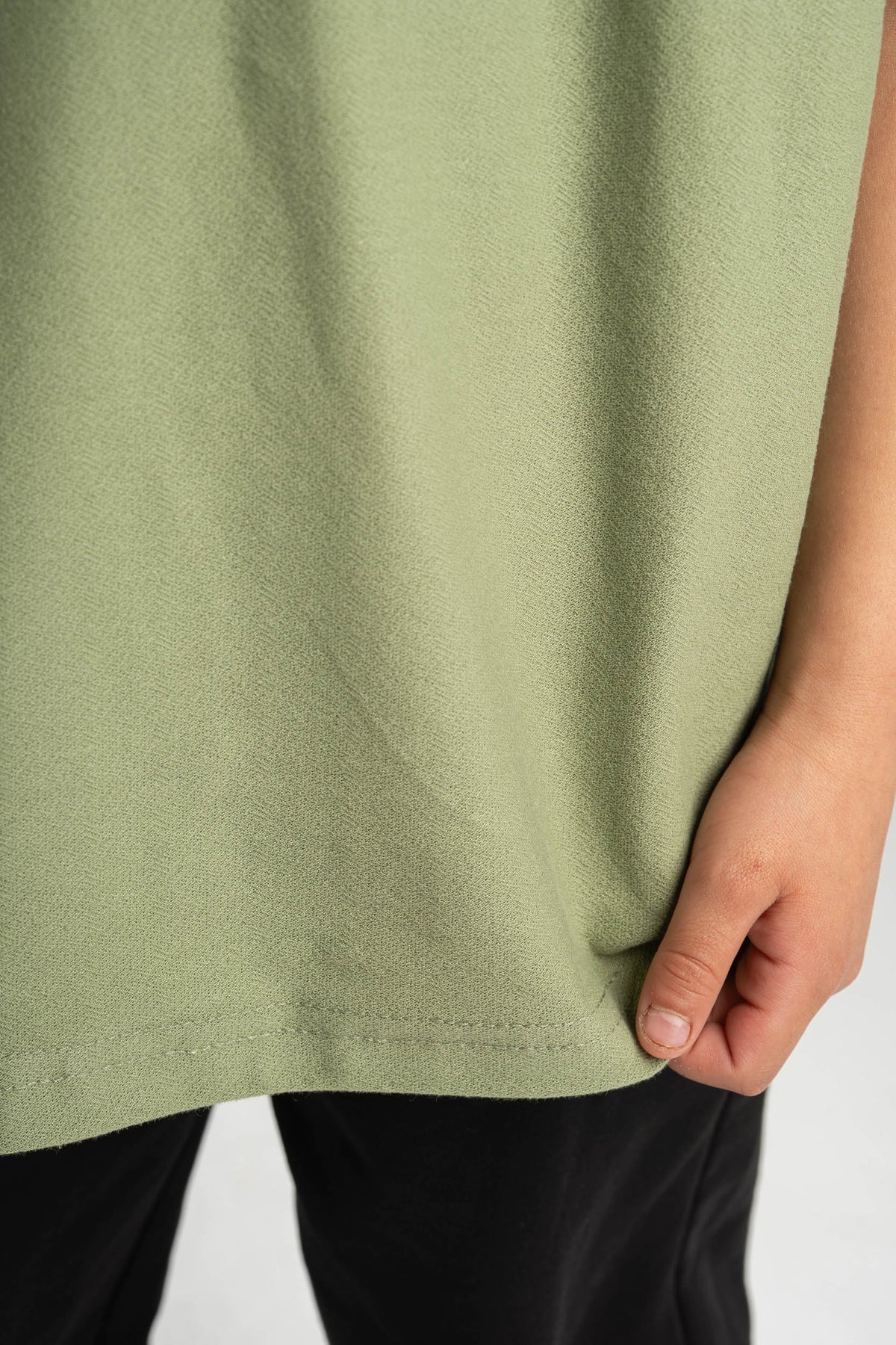OLIVE LITTLE ONES HEAVY WEIGHT OVERSIZED T-SHIRT