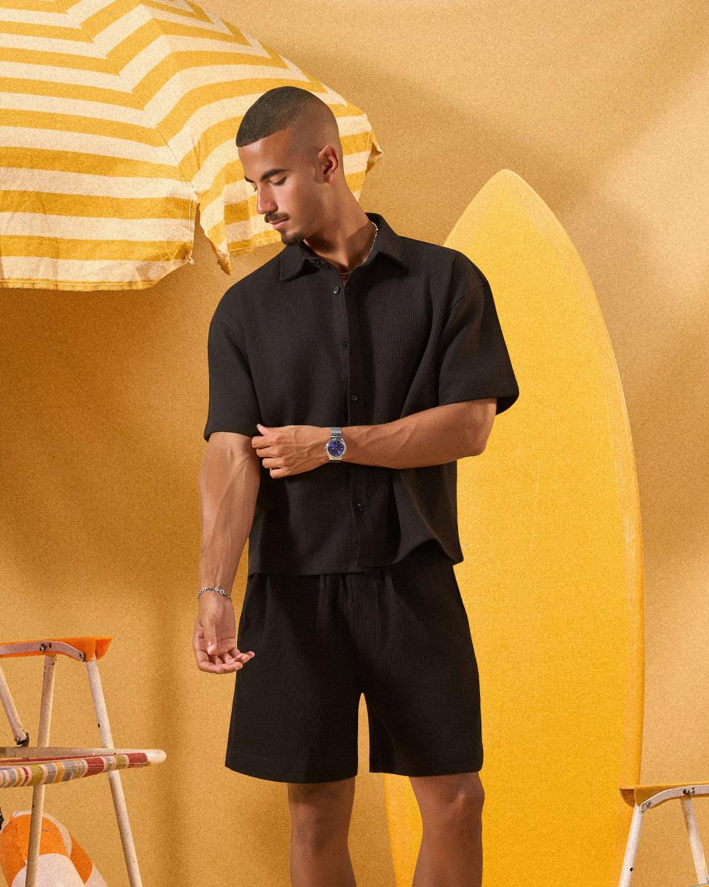 BLACK RIDGED OVERSHIRT