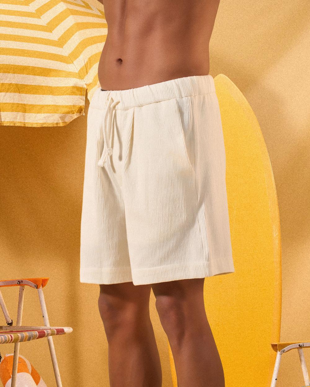 OFF-WHITE RIDGED SHORT
