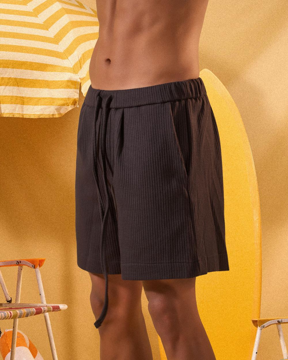 BLACK RELAXED RIBBED SHORTS