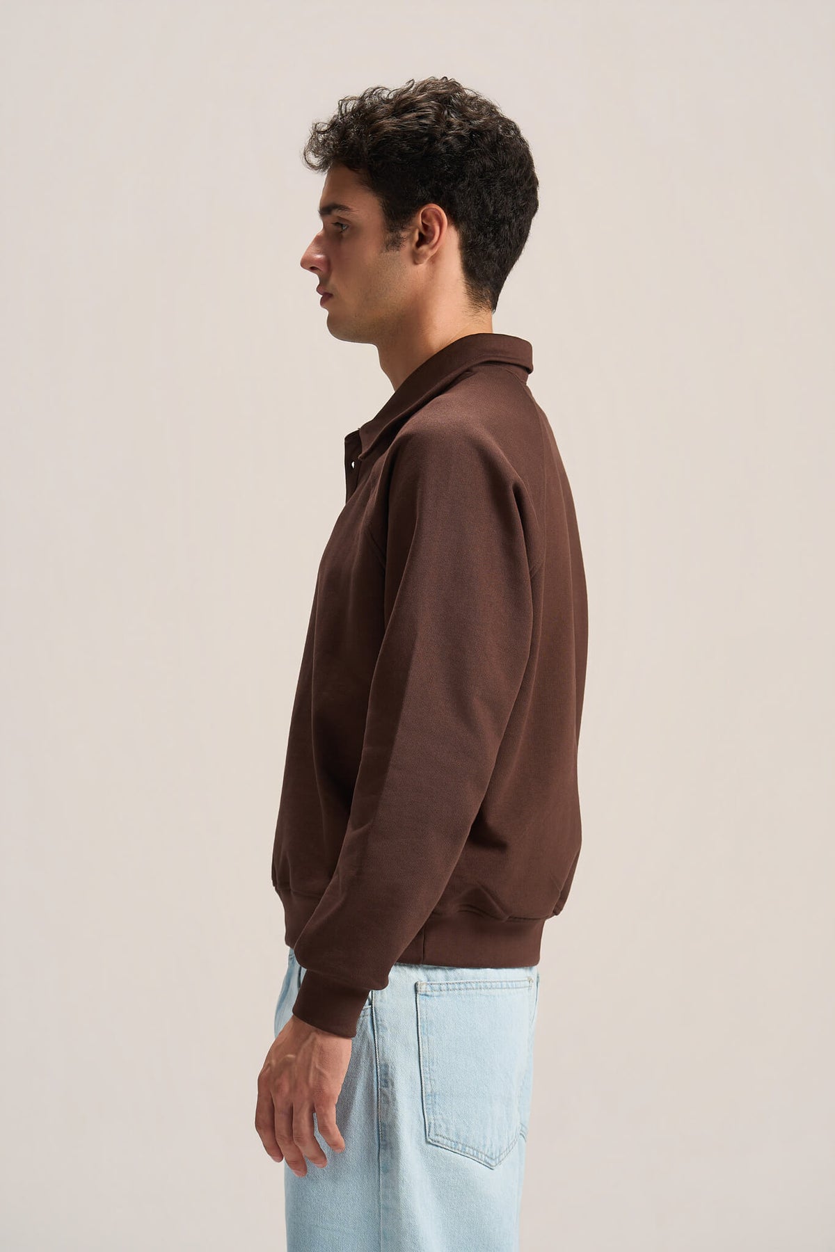 V-NECK COLLAR SWEATSHIRT