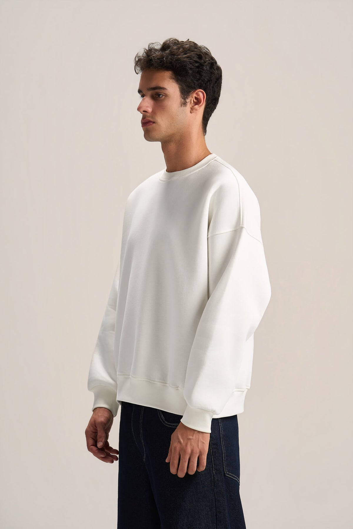OFF-WHITE BOXY-FIT CREWNECK