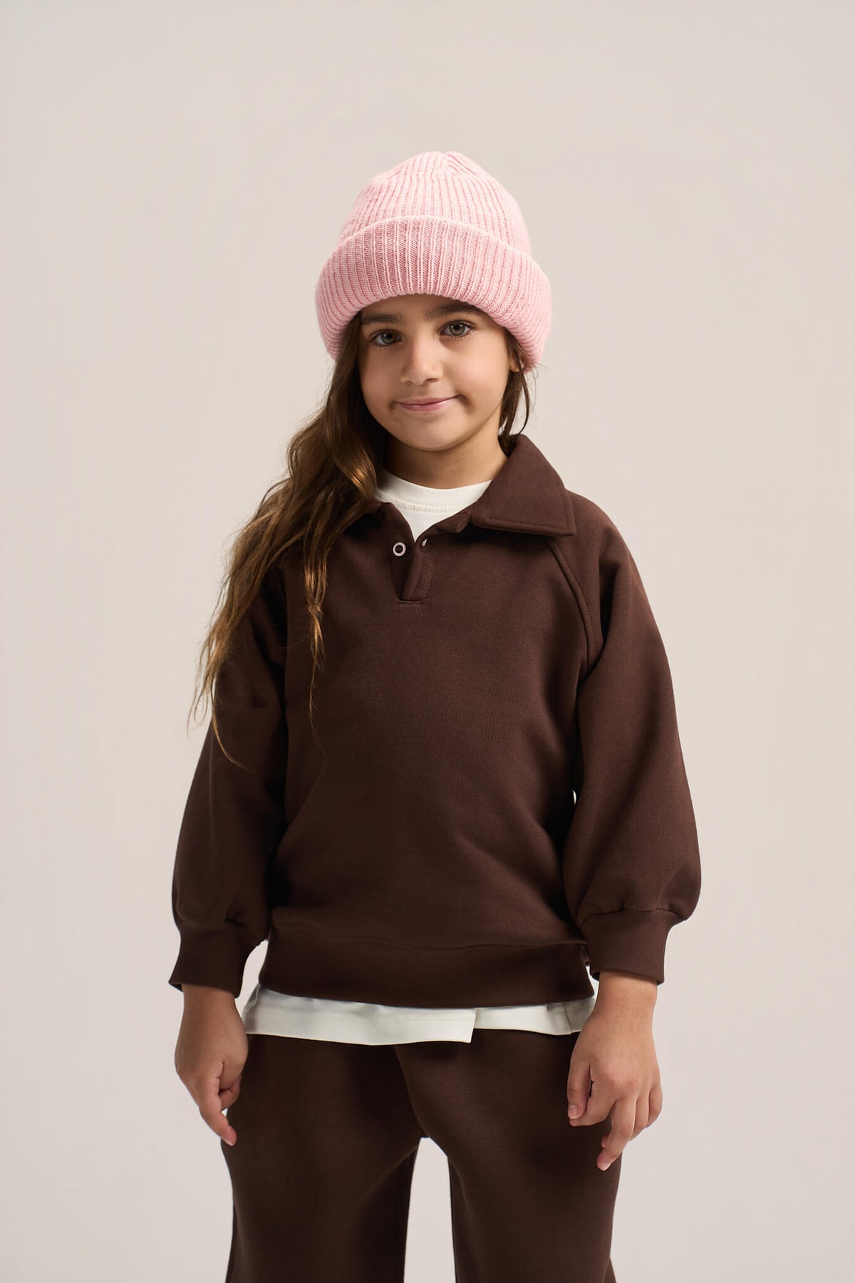 DARK BROWN LITTLE ONES V-NECK COLLAR SWEATSHIRT