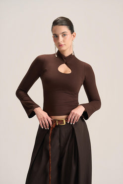 KEYHOLE LONG SLEEVE TOP