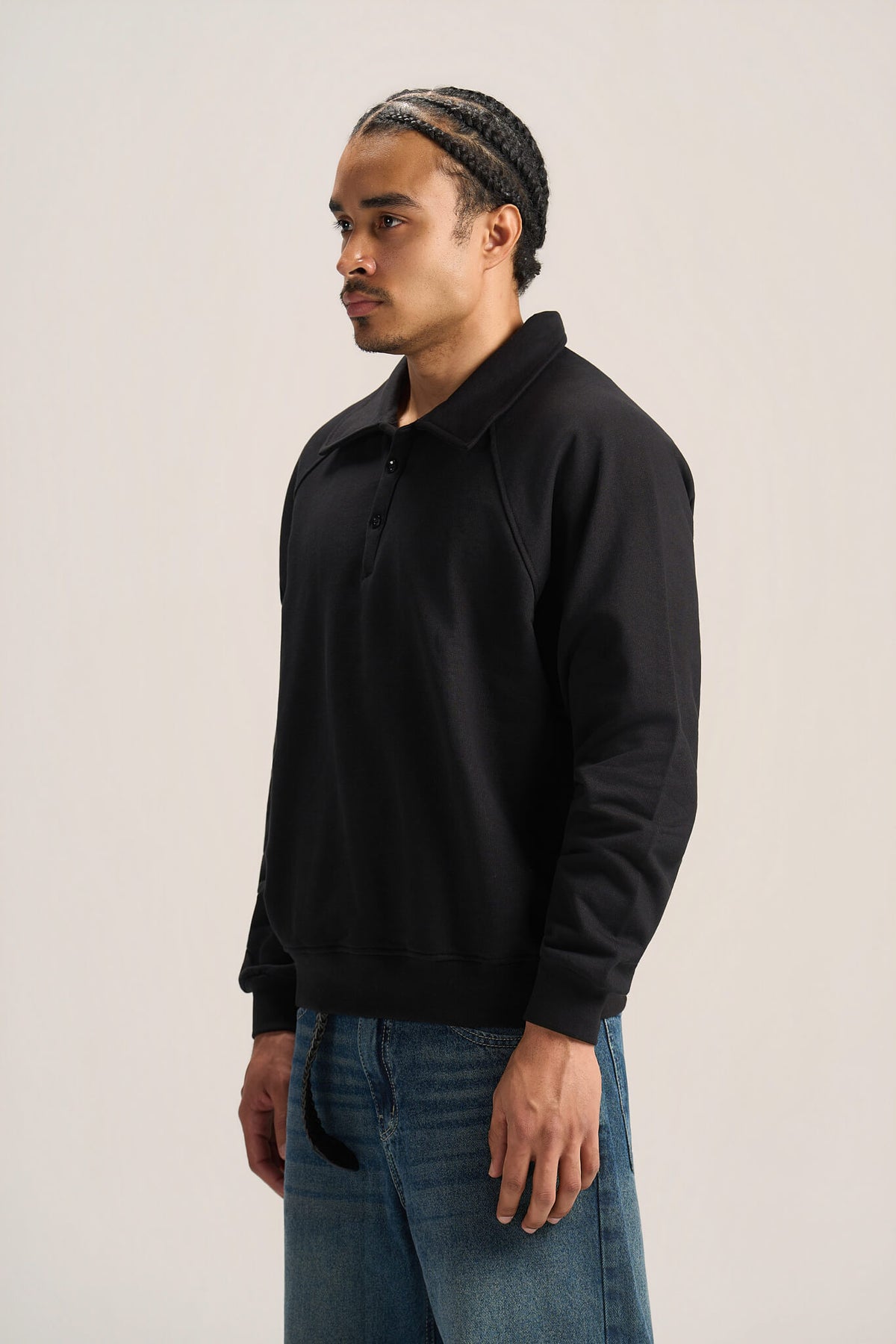 V-NECK COLLAR SWEATSHIRT