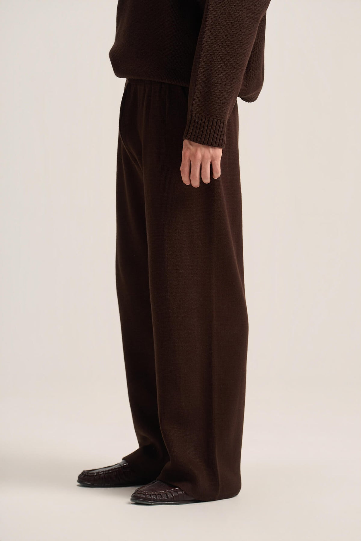 BROWN COZY KNIT PANTS