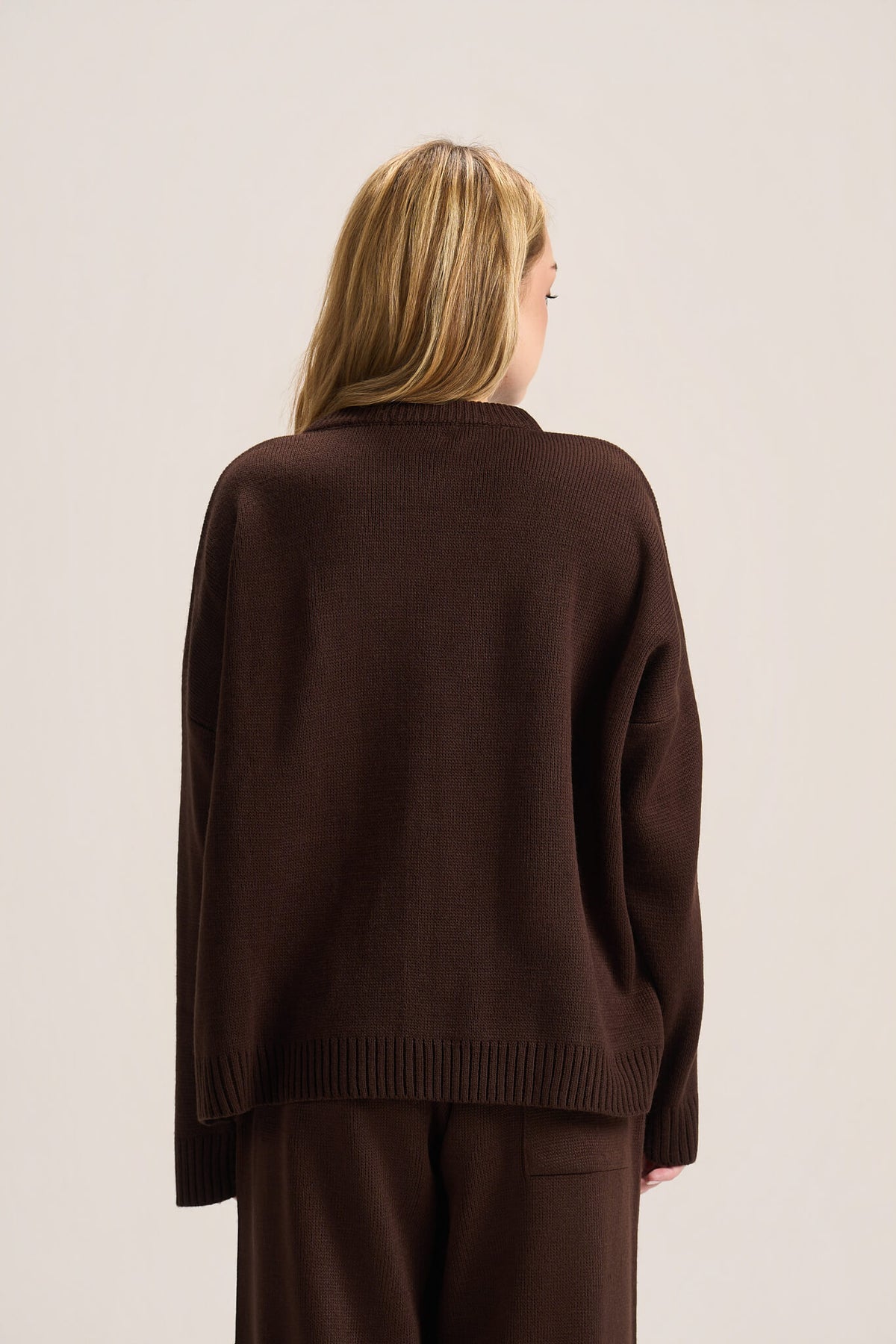 BROWN COZY KNIT PULLOVER