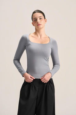 SQUARE NECK LONG SLEEVE TOP