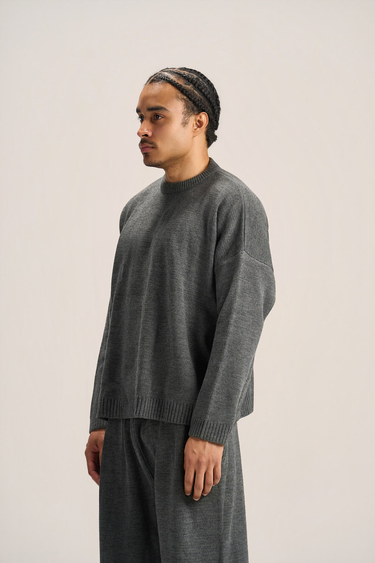DARK GREY COZY KNIT PULLOVER