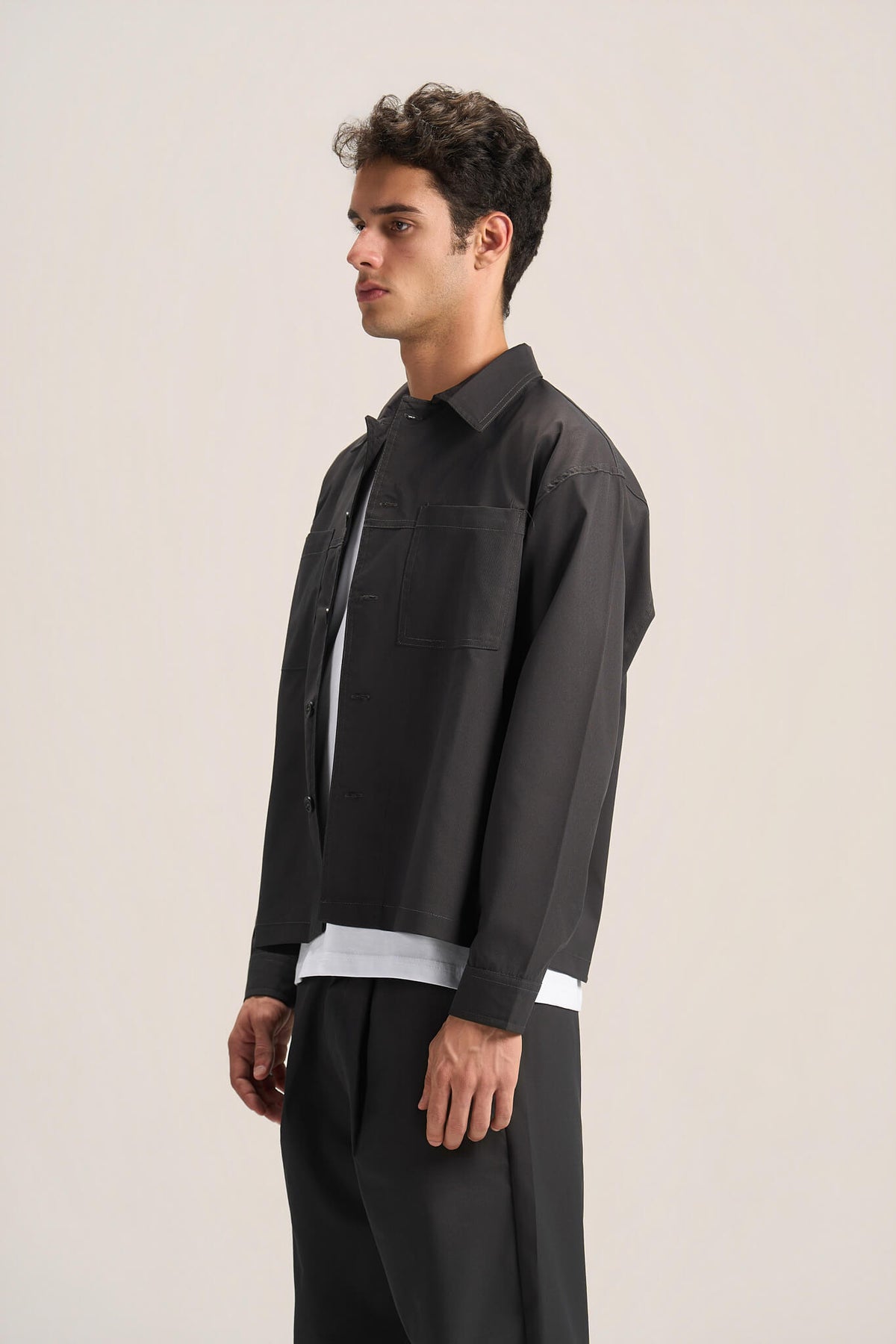 ESSENTIAL TAILORED OVERSHIRT