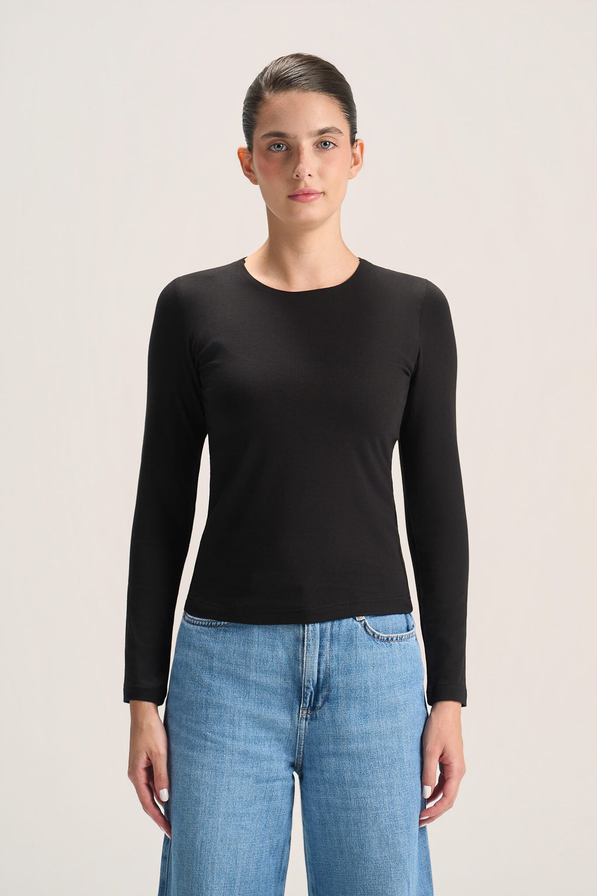 ROUND NECK LONG SLEEVE TOP