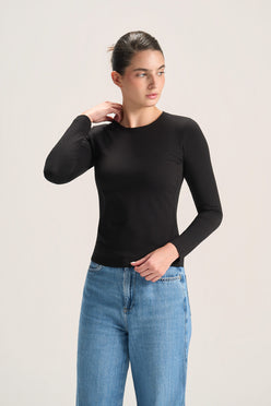 ROUND NECK LONG SLEEVE TOP
