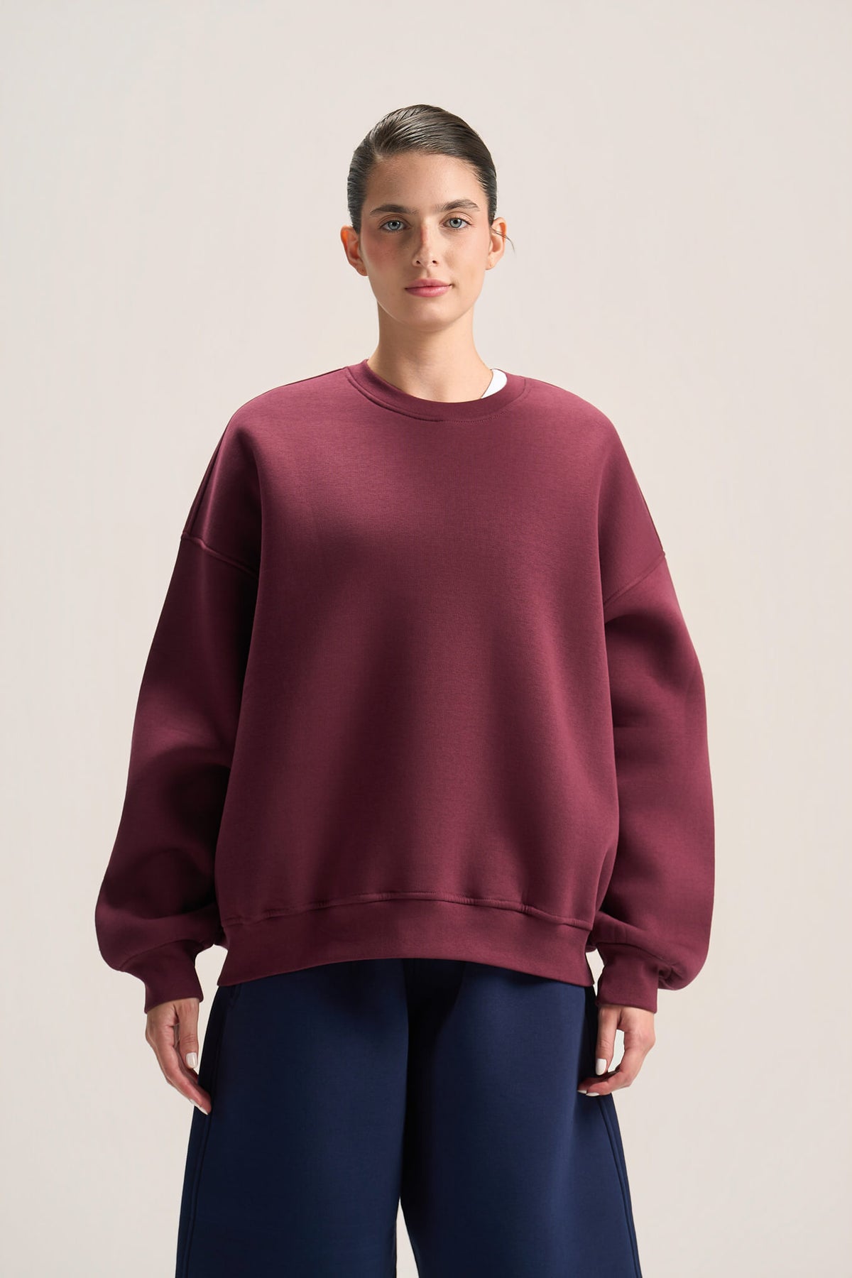 BURGUNDY BOXY-FIT CREWNECK