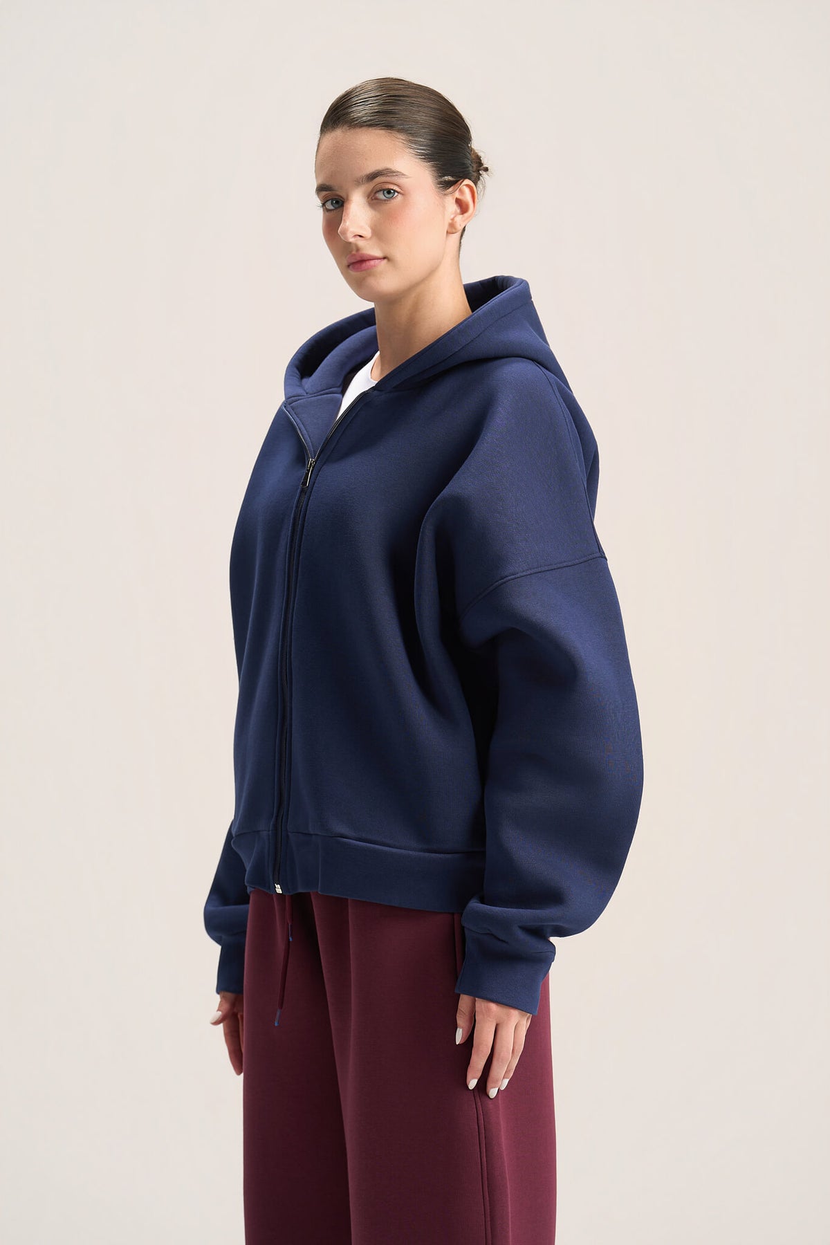 NAVY BLUE ESSENTIAL ZIP UP HOODIE