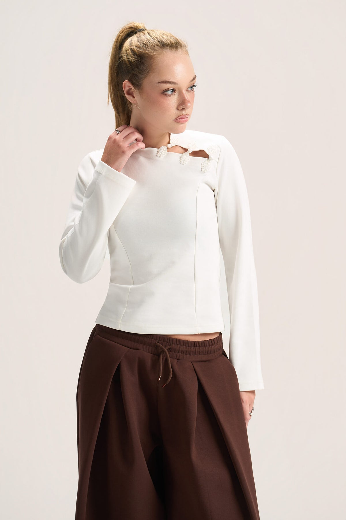 LONG SLEEVE MANDARIN TOP