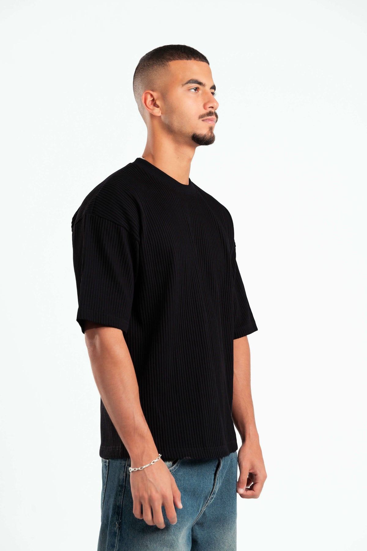 BLACK HEAVY RIBBED BOX-TEE