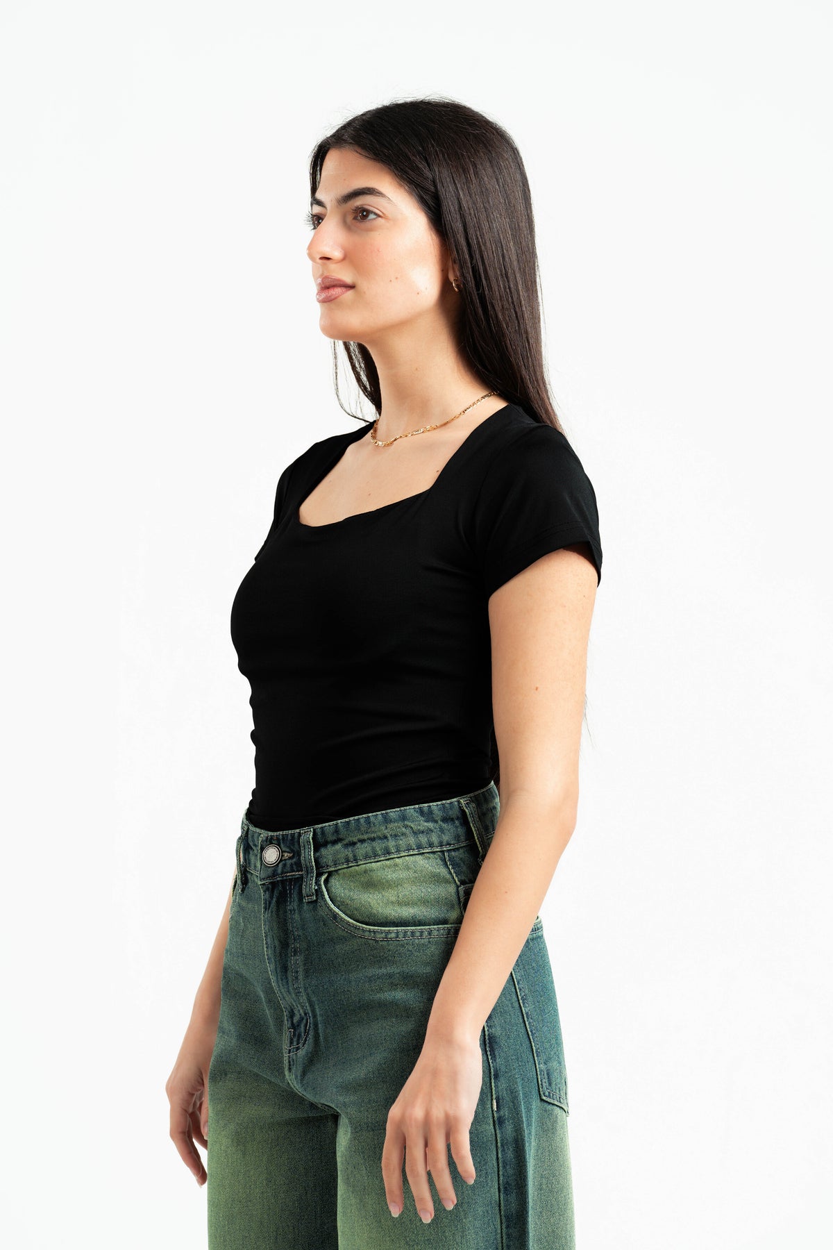 BLACK SQUARE NECK HALF SLEEVES TOP