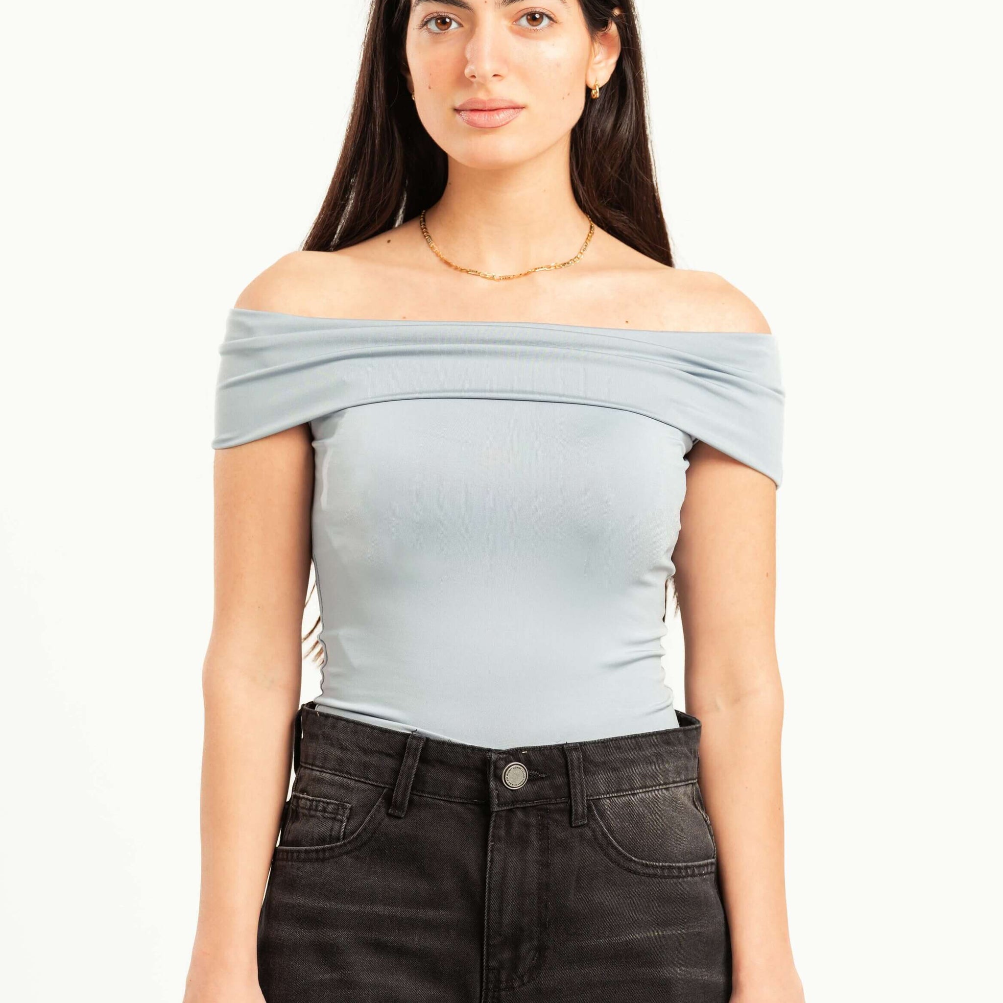 LIGHT GREY OFF-SHOULDER TOP