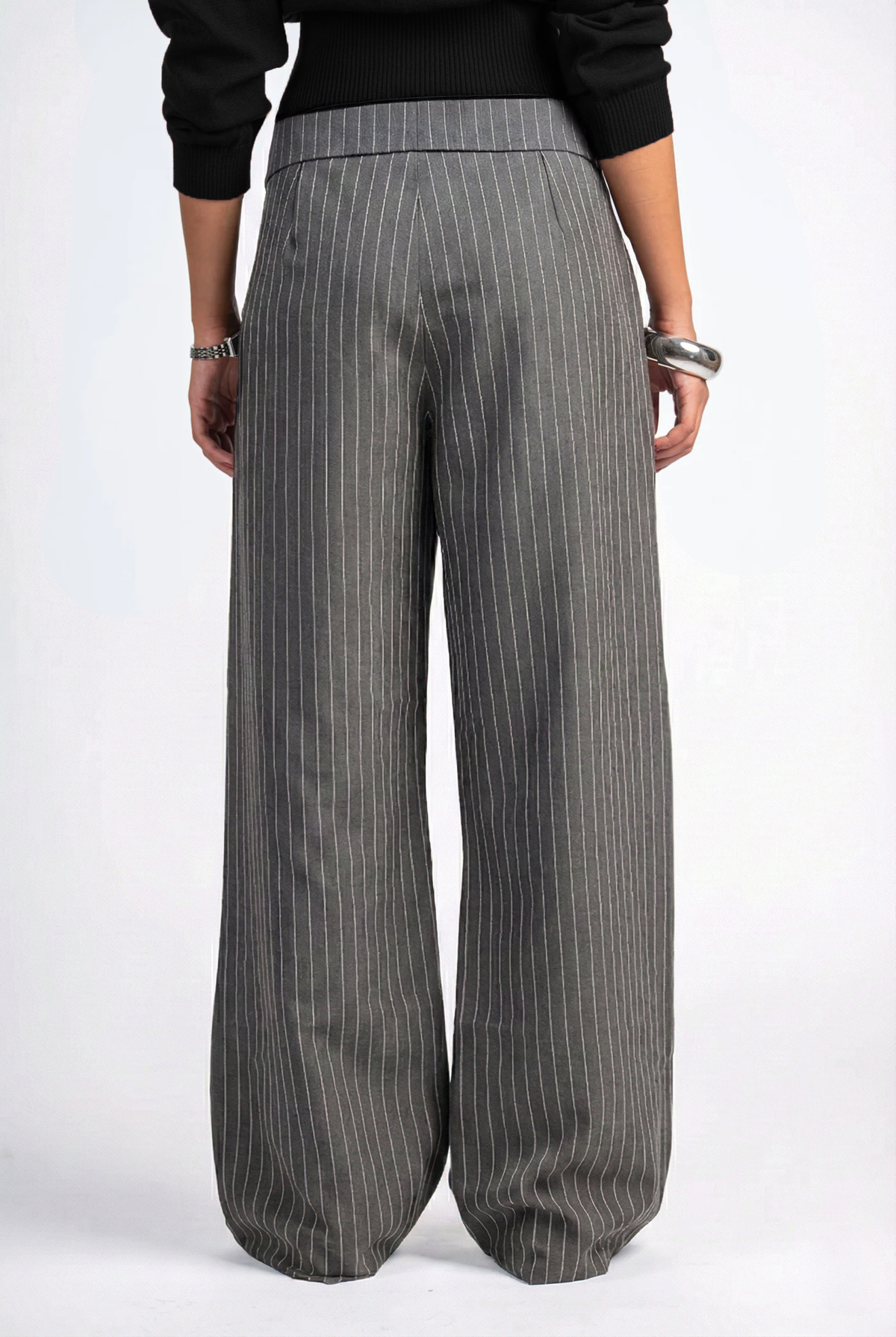 GREY PINSTRIPE TIE PANTS