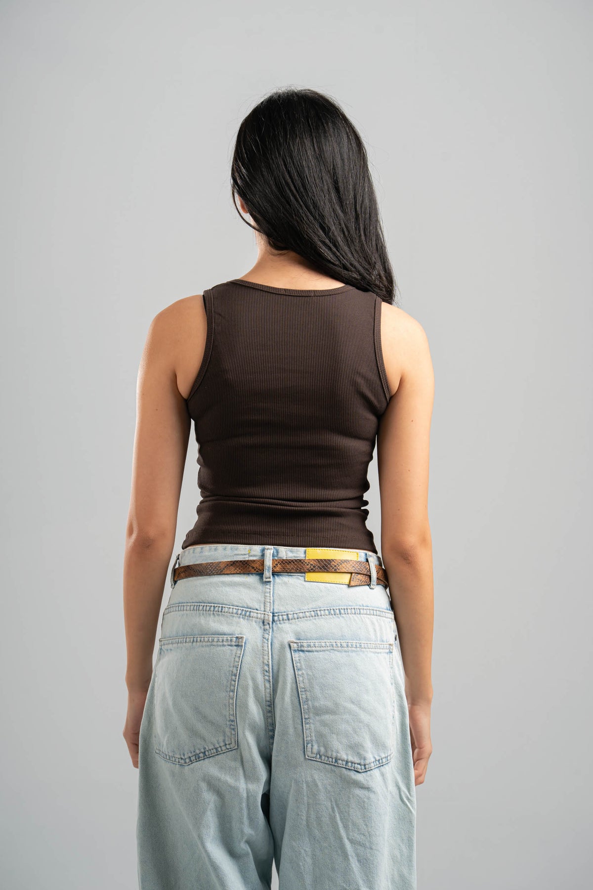 BROWN RIBBED TANK TOP