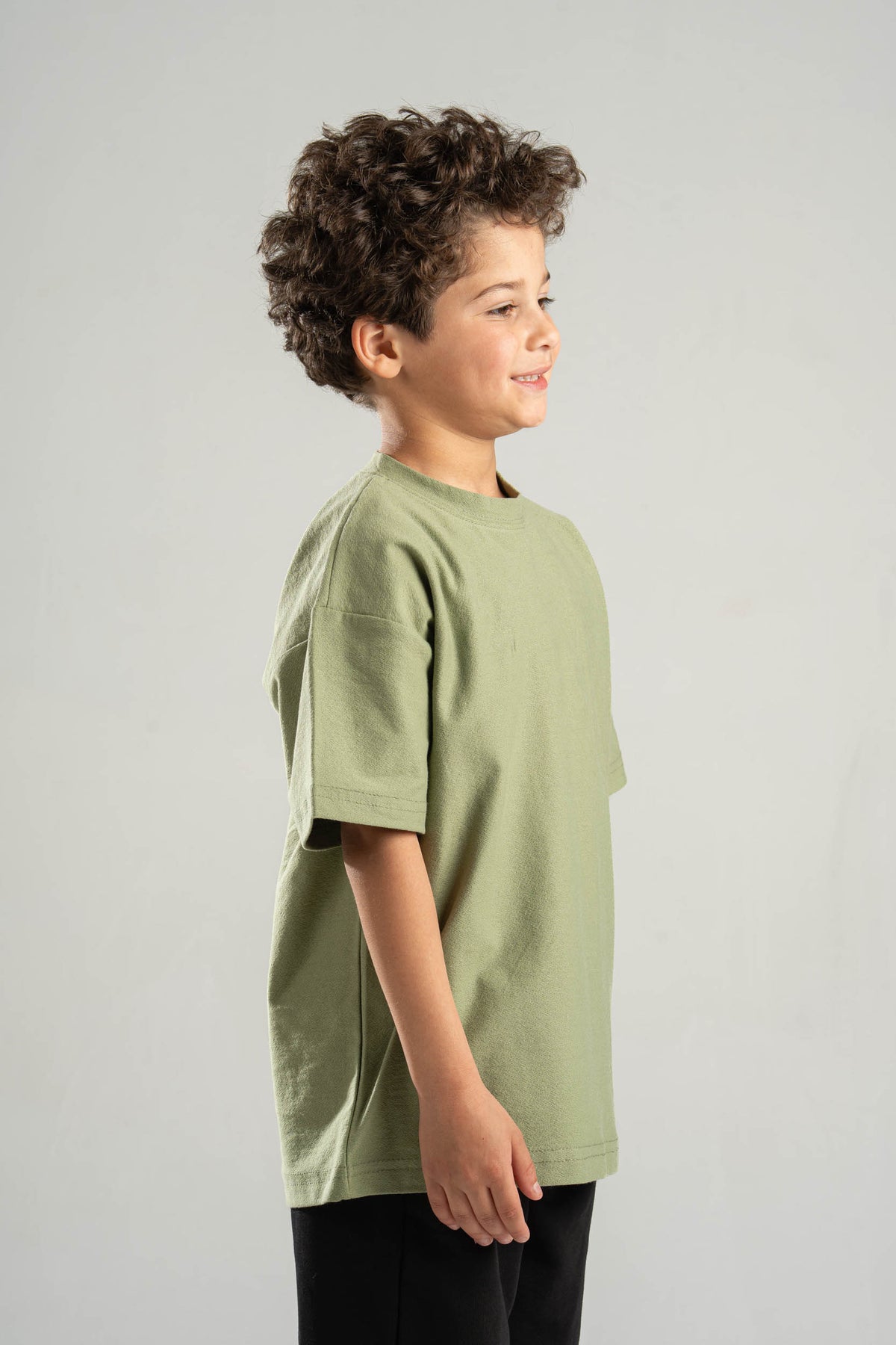 OLIVE LITTLE ONES HEAVY WEIGHT OVERSIZED T-SHIRT