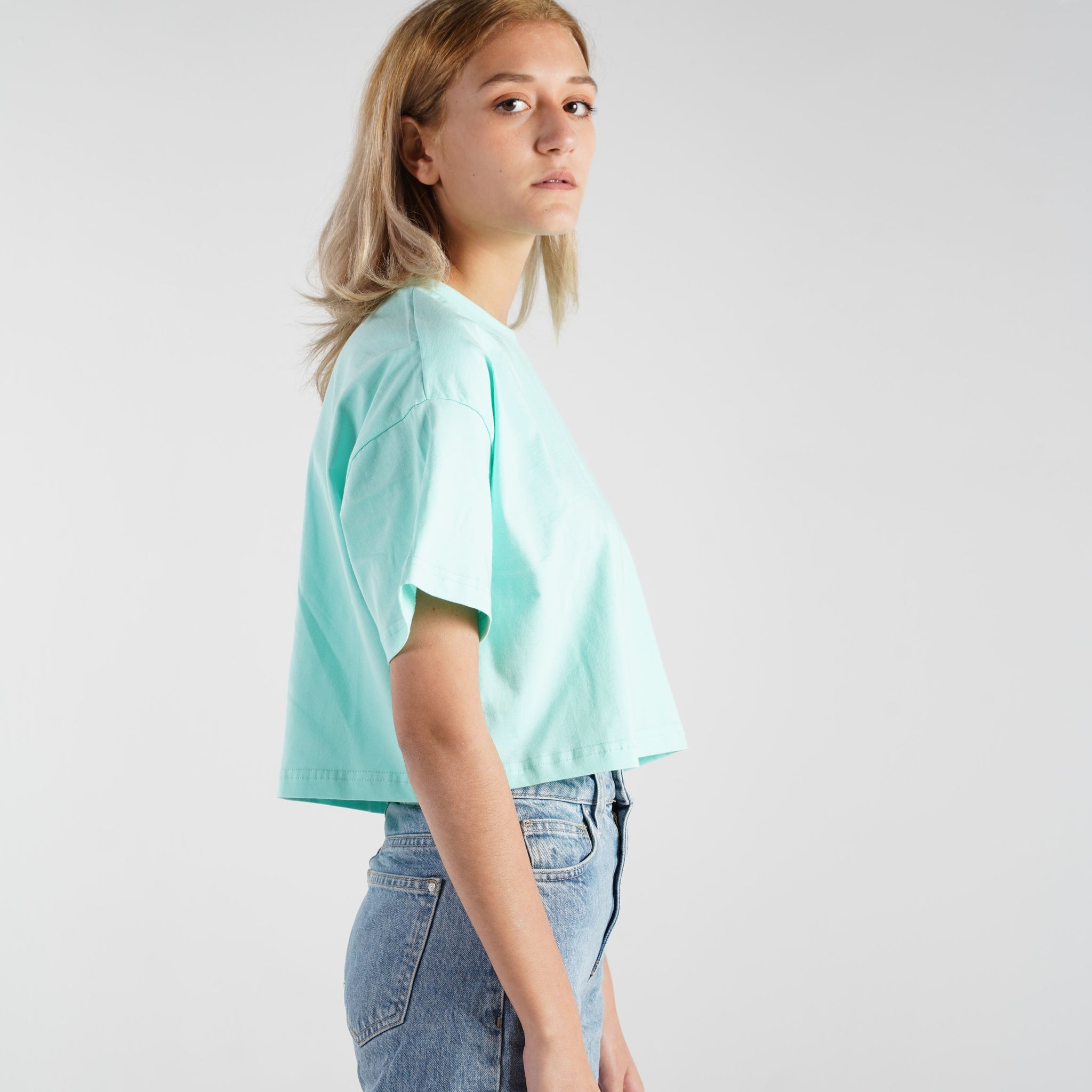 AQUA CROP-TOP T-SHIRT