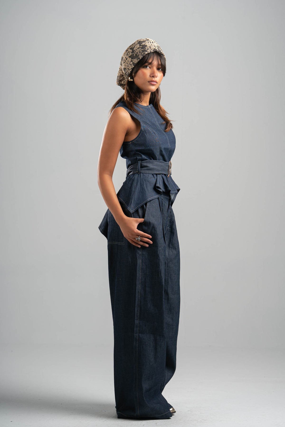 BLUE LIGHT WEIGHT DENIM TOP WITH GOLD DETAIL