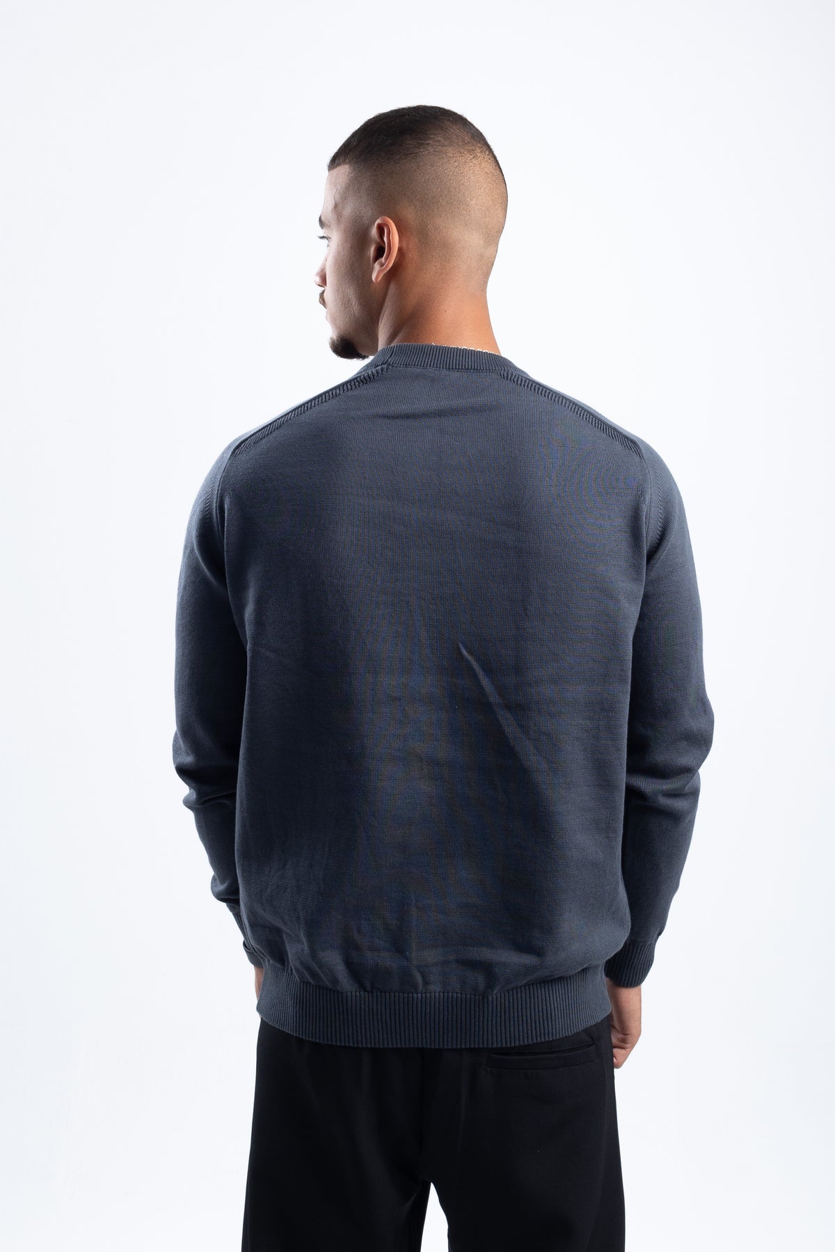 GREY STITCHED KNITTED CREWNECK