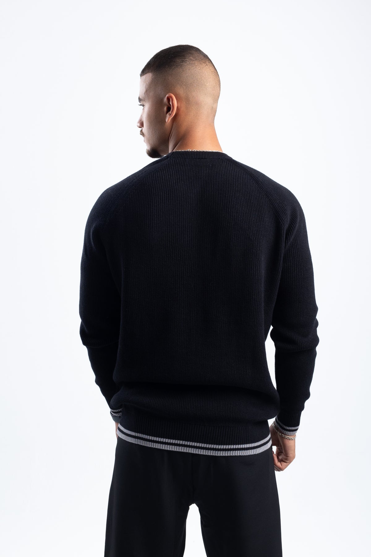 DOUBLE STRIPE BLACK PULLOVER