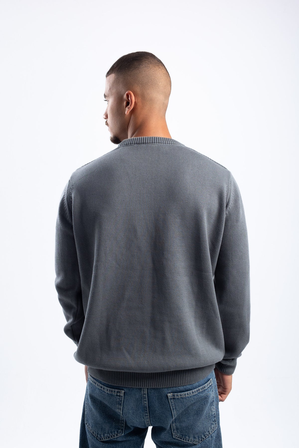 CHARCOAL STAR CREWNECK